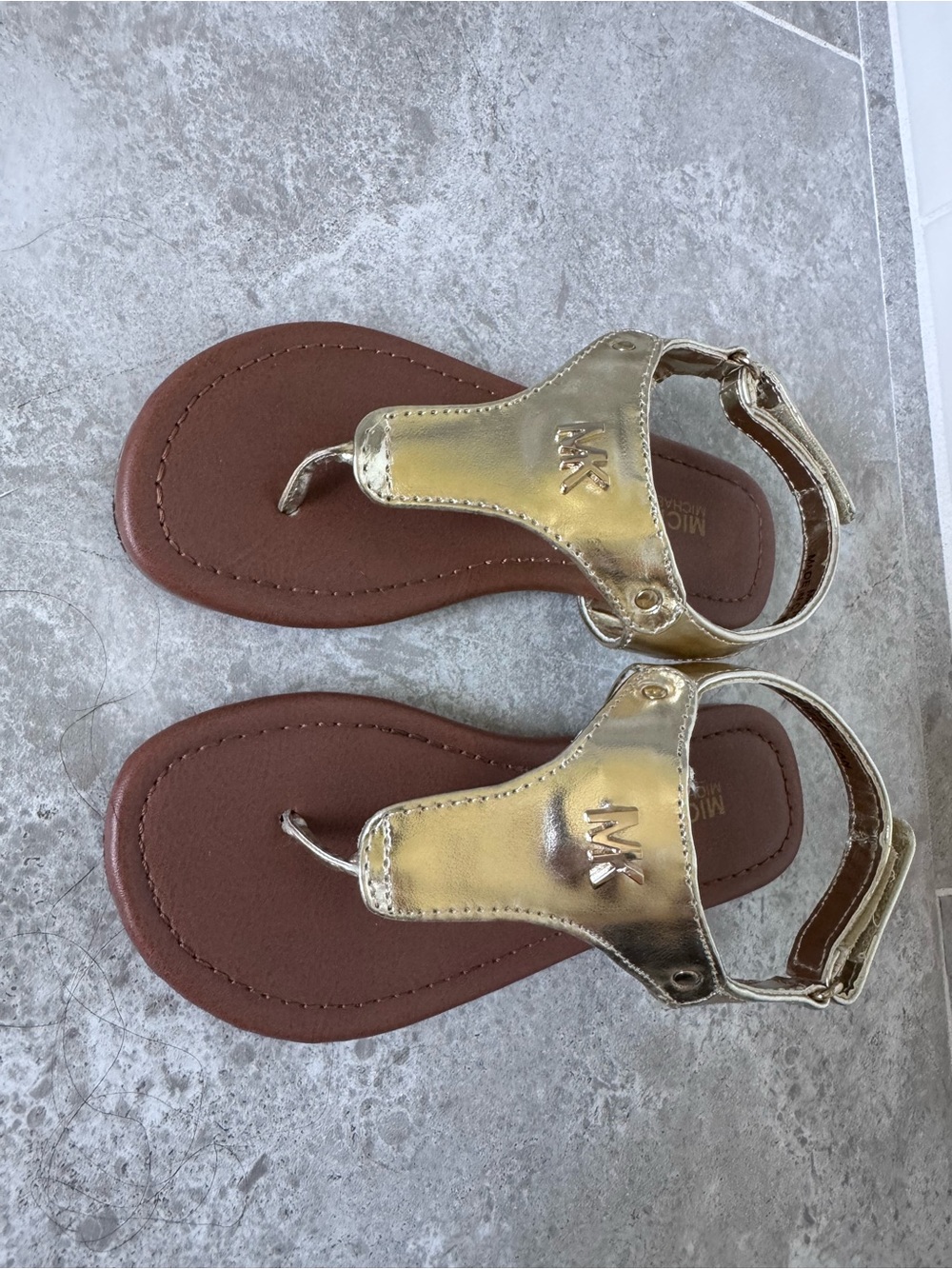 Michael Kors Girls Gold Metallic T-Strap Sandals